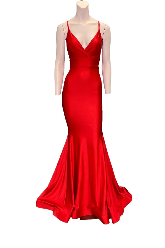 Bonus Savings chic dressEvening Gown In Perry Red