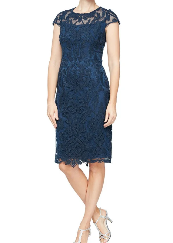 Clearance Event v-neck dressAlex Evenings 81171036 Short Cap Sleeve Cocktail Dress