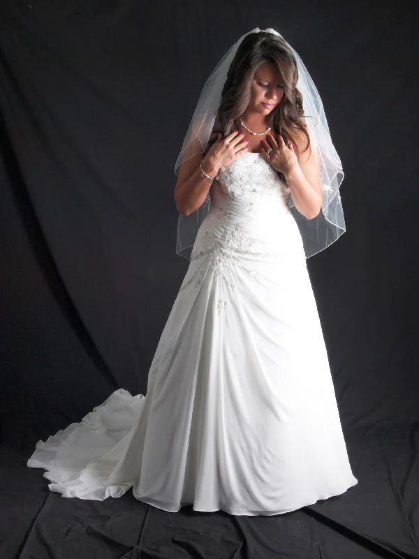 Inventory Reduction David's Bridal Chiffon Over Satin Gown with Side Draped Skirt Sty Inventory Reduction David's Bridal Chiffon Over Satin Gown with Side Draped Skirt Sty