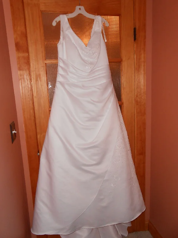 Limited Quantity David's Bridal 10041261