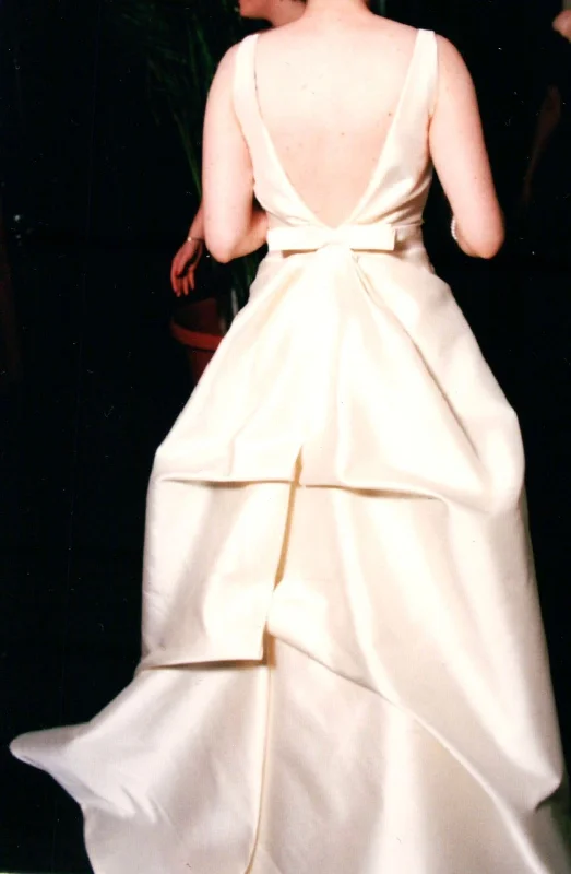 Huge Savings Vera Wang custom
