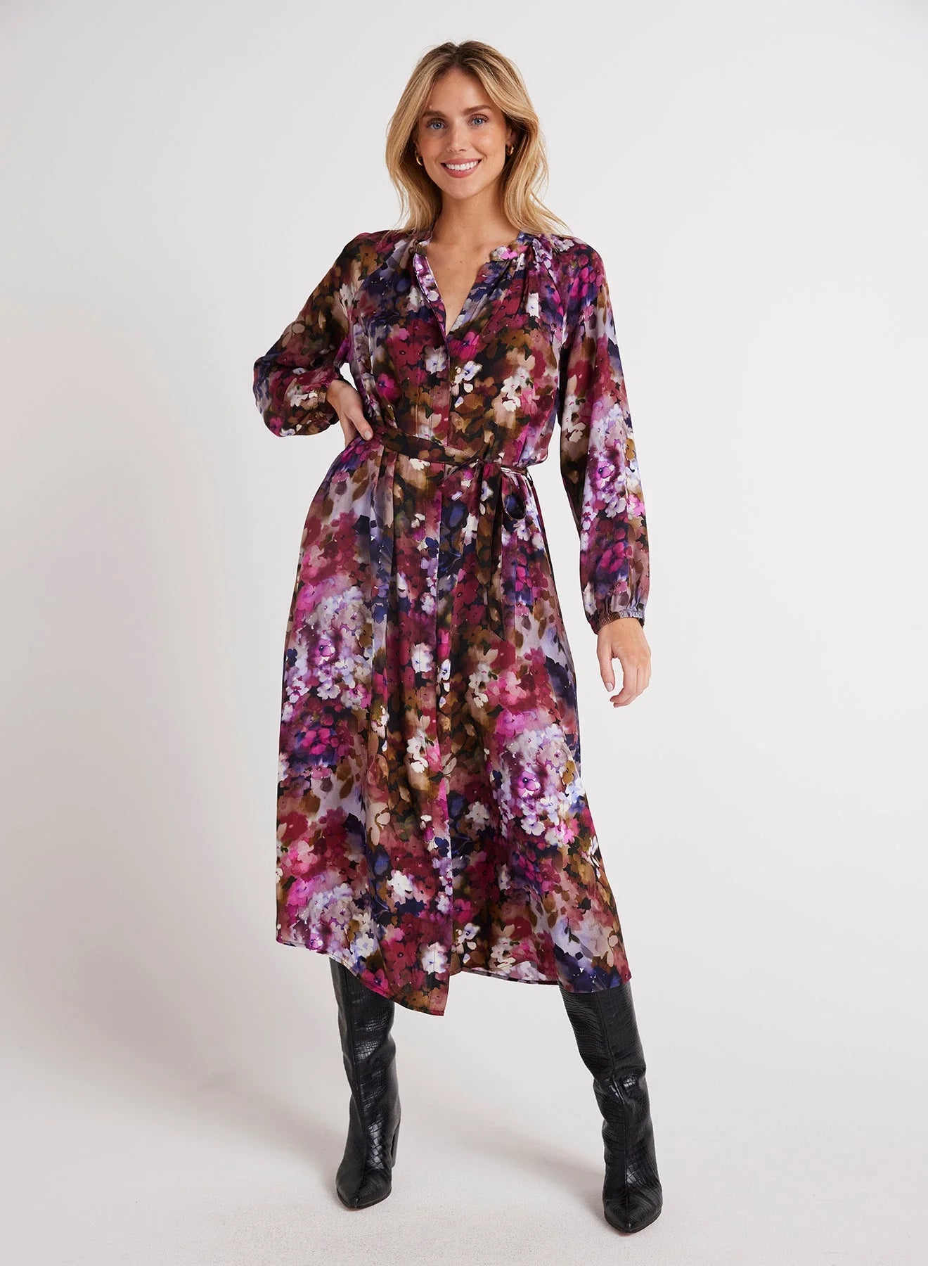 Savings Galore casual midi dressRAGLAN MIDI DRESS