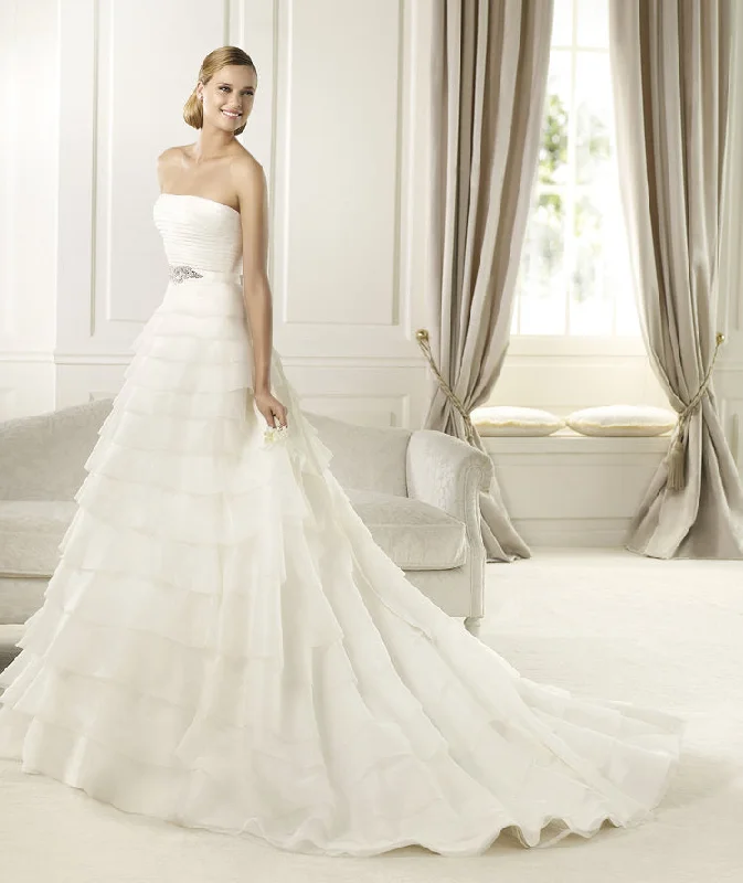 Daily Deals Pronovias Dornela
