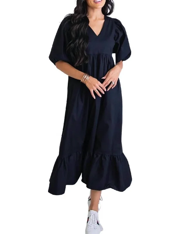 Seasonal Sale pleated maxi dressSolid Poplin V-Neck Maxi Dress In Black