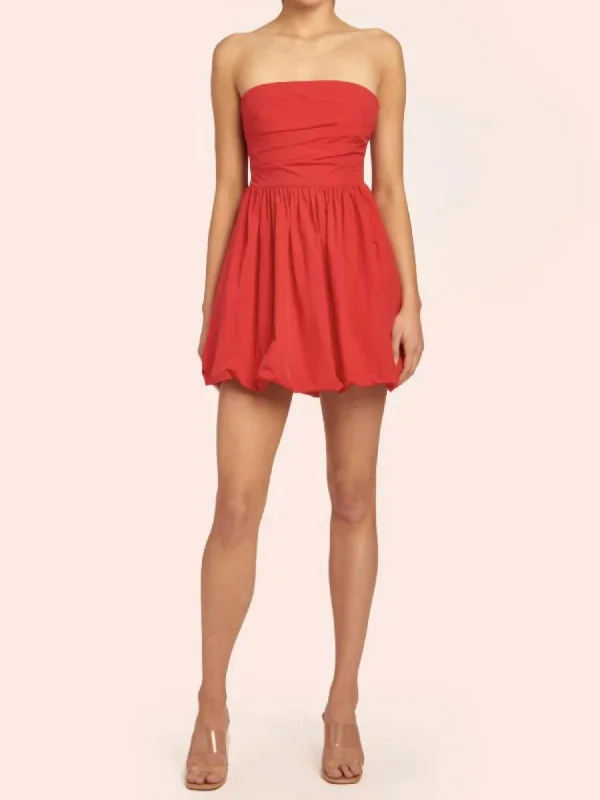 Savings Spectacular t-shirt dressOscar Dress In Red