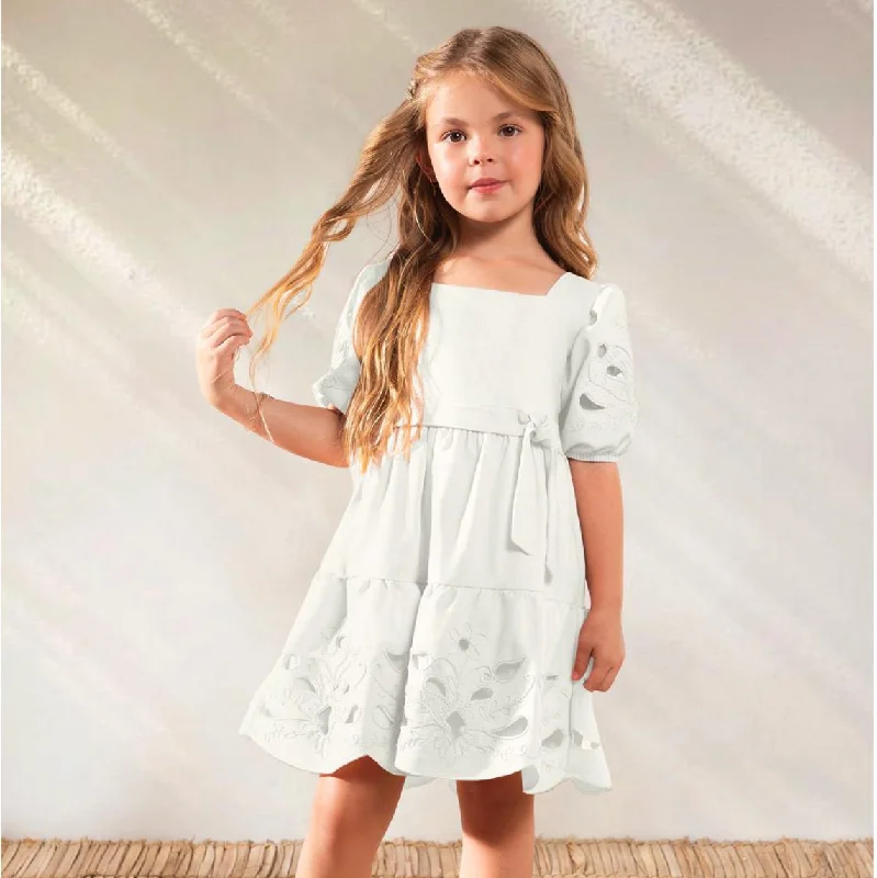 Hot Deal summer floral dressSummer Eyelet Dress