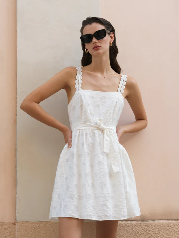 Deal Dash minimalistic dressFREYA ORGANZA DRESS