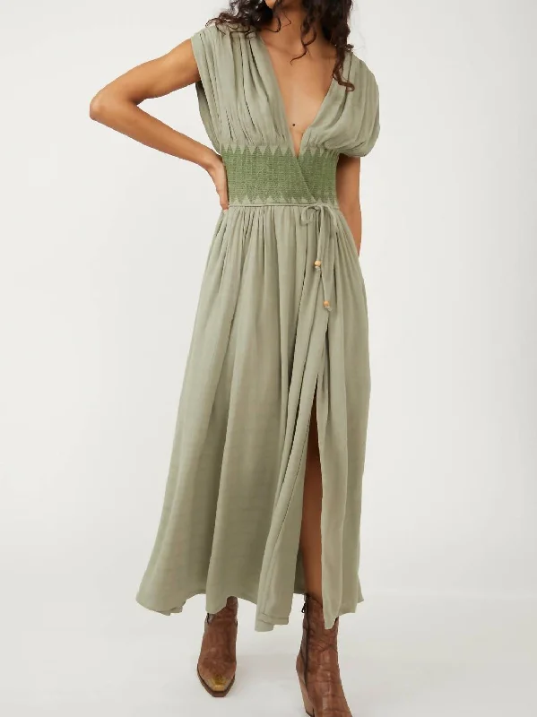 Markdowns wrap dressDevon Midi Dress In Green