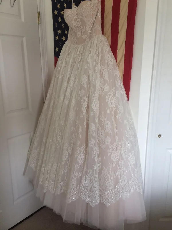 YEAR-End Sale Other Sherri Hill Lace Dress