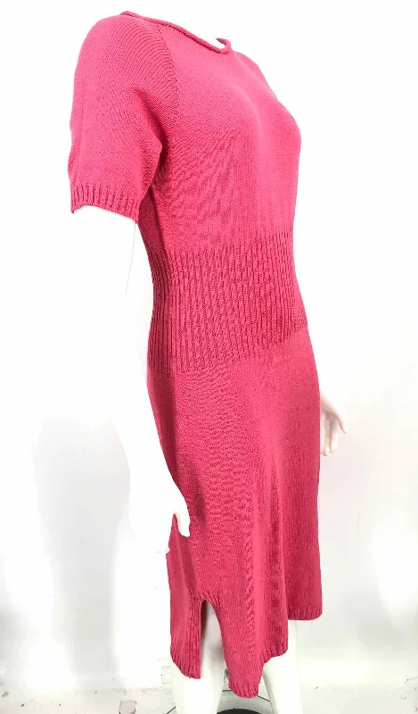 ST. JOHN Pink Knit Short Sleeves Size SMALL (S) Dress