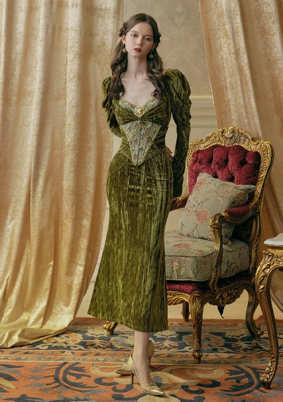 Best Bargains Medusa's Sovereign Gown