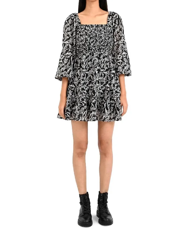 Exclusive Savings flowy evening dressHeron Dress In Bumble Black