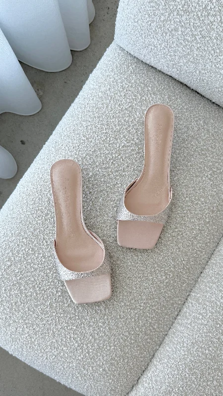 Super Sale Yiri Heels - Champagne Satin Diamante
