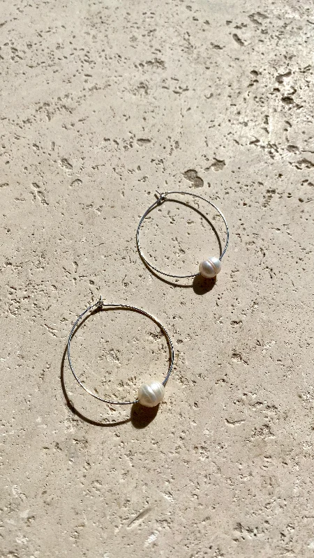 Special Savings Simple Pearl Fine Wire Hoops - Cream/Silver