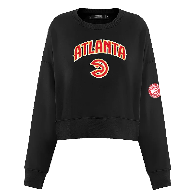 SUDADERA DE CUELLO REDONDO NBA ATLANTA HAWKS CLASSIC ESSENTIALS PARA MUJER